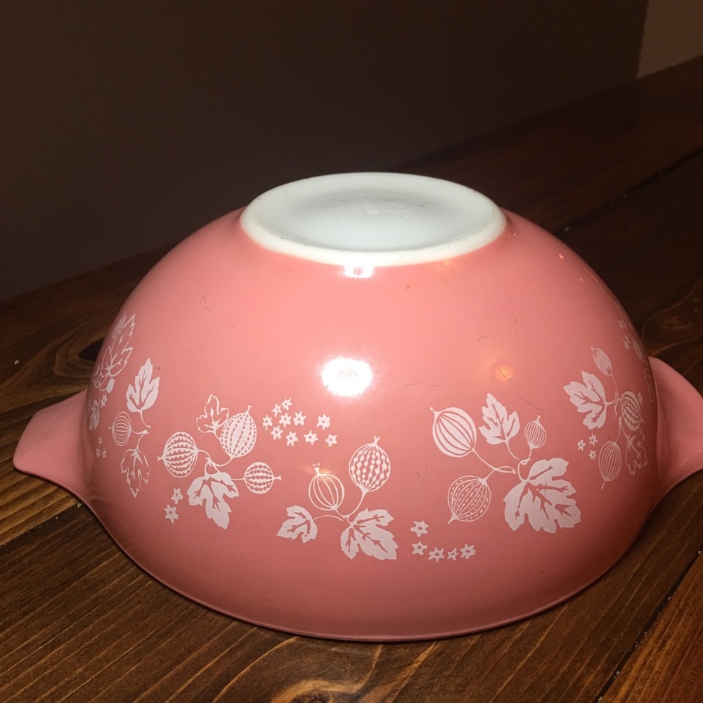 Pink Pyrex Gooseberry 444